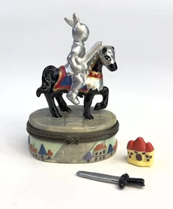 Porcelain Hinged Trinket Box Knight In Armor On Horse Sword & Castle Medieval - Picture 1 of 8
