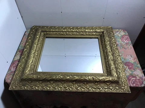 ANTIQUE VTG ORNATE GOLD GILT GESSO DEEP FRAMED WALL MIRROR 27 3/4 X 31 3/8” Cover