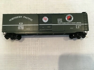 MICRO-TRAINS 31250 N-Gauge Steel Boxcar 50ft, Northern Pacific NP 1260 - Image 1 of 2