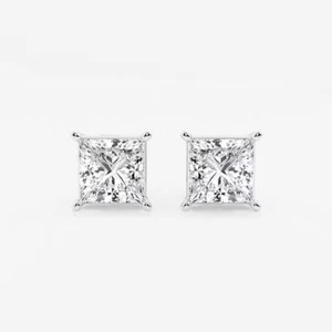 Orecchini a perno con diamanti coltivati in laboratorio certificati IGI 4 ct in oro bianco 14 kt - Foto 1 di 3