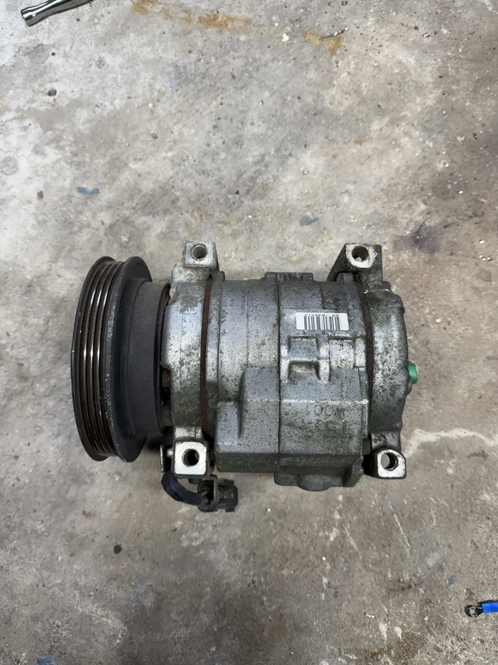 Compresor de aire acondicionado para Chrysler PT Cruiser 01-10 Foto 1 de 4