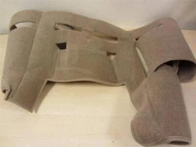 DashMat 原装仪表板保护套 福特和水星 CVC-1706-00-23 米色) — 第 1/3 张图片