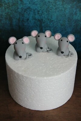 HANDMADE BY MAGIC CAKE 4 U MOUSE farm animals 3 x mice edible handmade figurines cake topper