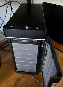 workstation Professional PC - Picture 1 of 12