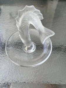 Signed Lalique Frosted Crystal Fish TRAY Ring 3-1/2" Dish Holder w/Sticker - Picture 1 of 3