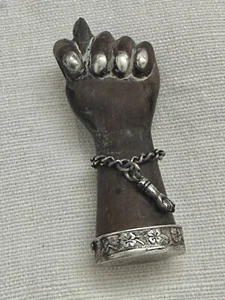 SUPERB EBONY & STERLING SILVER MANO FIGA GOOD LUCK W/ SILVER NAILS & TINY CHARM - Picture 1 of 4