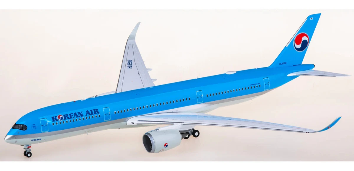1/200 Korean Air B777-200航空機モデル (ヘルパ製) Amazon.co.jp: Flight Miniatures Korean Air 1984 Boeing 777-200 1