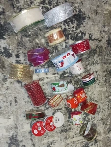 Posten 23 Winter Urlaub Themenband Rollen Drahtkante, Vintage, Satin, Neu & Alt - Bild 1 von 1