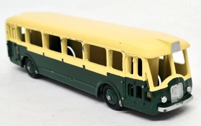 Autobús francés Dinky Meccano vintage Parisien Panhard 29D restaurado repintado Foto 1 de 4