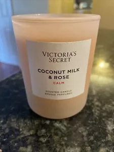 VICTORIAS SECRET COCONUT MILK & ROSE SCENTED SINGLE WICK CANDLE 9 oz New - Picture 1 of 3