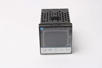 Controlador de temperatura eléctrico Fuji PXF4APY2-0VMA1 Foto 1 de 4