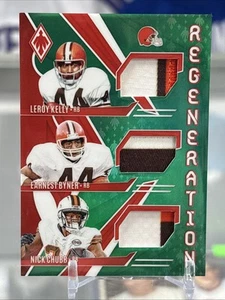 2024 Panini Phoenix Regeneration Leroy Kelly/Earnest Byner/Nick Chubb Green #/25 - Bild 1 von 2
