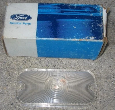 Ford Thunderbird 1964-1965 NOS lente de luz de estacionamiento transparente C3AZ-13208-B 64 65 Foto 1 de 4