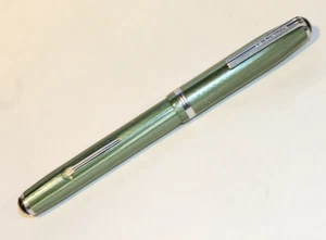 VINTAGE ESTERBOOK FOLIAGE GREEN FOUNTAIN PEN, 9968 NIB, MADE IN U.S.A., JEWELS - Picture 1 of 9