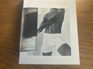 NUEVO CON ETIQUETAS Calvin Klein Hombre (GRANDE) CALZONCILLOS BOXER PUROS PARA HOMBRE NB3263-900 (PAQUETE DE 3) - Imagen 1 de 5