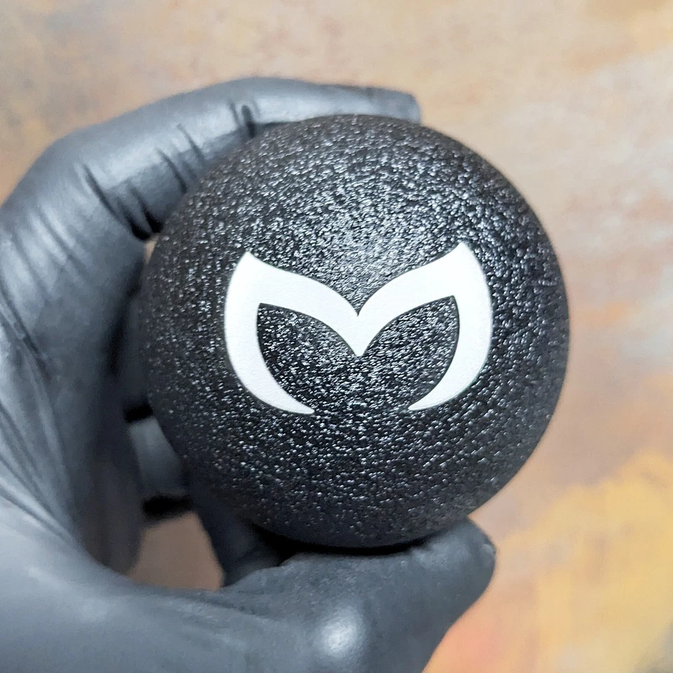 SSCO ARRUGA NEGRO EVIL M GRABADO SR 190 GRAMOS PERILLA DE CAMBIO PONDERADA 10x1,25 mm Foto 1 de 4