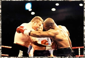 1999 Mike Tyson "Trading Blows with Francois Botha" Type 1 Original Photo - Picture 1 of 2