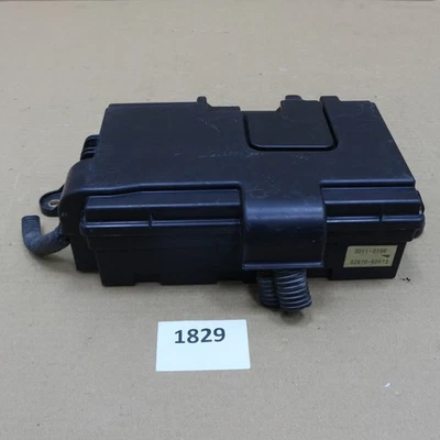 Lexus LS430 Celsior 2001-2003 OEM Rear Trunk Junction Relay Fusebox 82670-50073 - Imagem 1 de 4