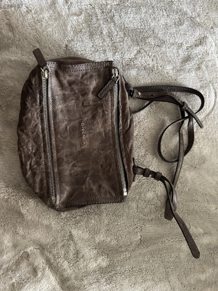 Givenchy Pandora Mini Pepe состаренная сумка - Изображение 1 из 4