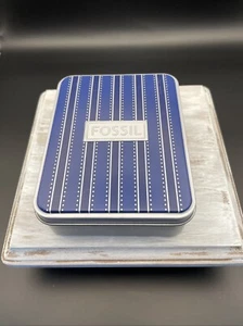 2005 Fossil Men's Wallet Tin. Tin Only Blue And Silver - Picture 1 of 5