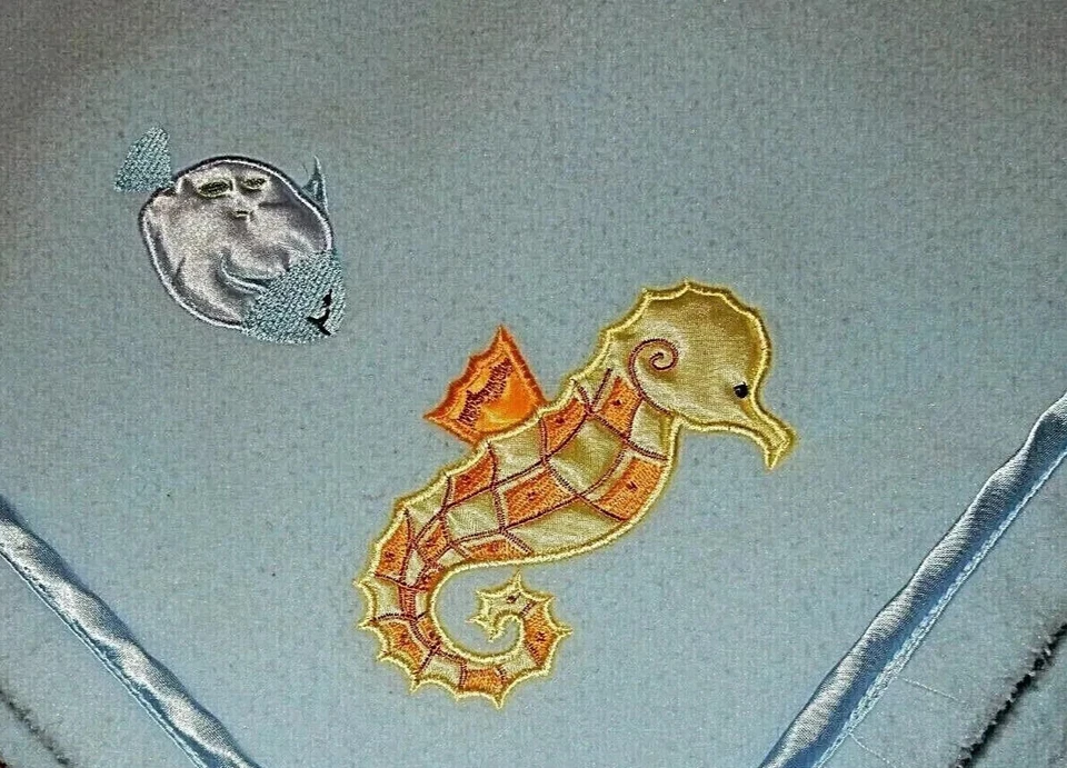 Manta de cuna de bebé 6J LN Vintage KIDSLINE Oceana Under the Sea azul pescado polar Foto 1 de 4