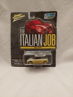 Johnny Lightning The Italian Job Muddy Version Mini Cooper S 1/64 Car New - Image 1 of 4