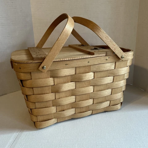 Vintage Basketville Putney Vermont Basket Hinged Lid Picnic Wine Holder Cover