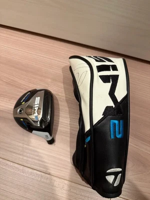 TaylorMade SIM2 3W 15° Fairway Wood w/ Original Headcover Used - Image 1 of 3