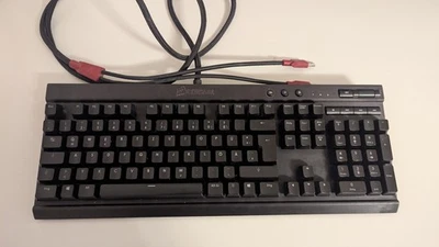 Corsair K70 Vengeance mechanische Gaming-Tastatur Keyboard rot LED QWERTZ - Bild 1 von 2