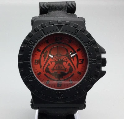 Reloj Star Wars Darth Vader esfera negra roja correa de cuero sintético batería nueva Foto 1 de 4