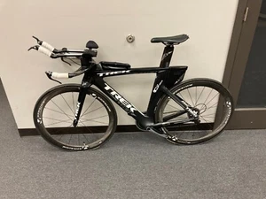 Bontrager Aeolus 5 Carbon Clincher Wheelset 700c | 11 Speed Continental tire - Picture 1 of 2