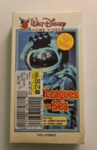 20,000 Leagues Under The Sea VHS SEALED 2-Tone NO BARCODE Disney Kirk Douglas - Picture 1 of 7