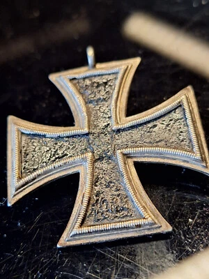 EK2 Eiserne Kreuz 2 Klasse Interesannter Fund Frontanfertigung 1. Klasse - Bild 1 von 2