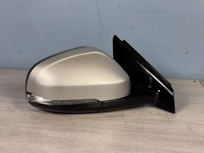 🚙 ESPEJO RETROVISOR VOLVO V40/Diseño R/Lado Derecho/O\S\F/Plateado/2015/31278140/8 Cables Foto 1 de 4