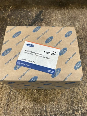 GENUINE FORD FOCUS ST 2005-2010/C-MAX REAR BRAKE PAD KIT 1360254 NEW BOXED - Image 1 of 2
