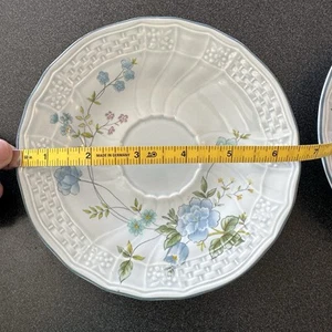 2 Retired Mikasa Precious Blue Michelle Replacement Bread Plates D2501  6.5" Dia - Picture 1 of 3