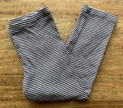 Leggings Capri Colección Tea Talla 8 Usados en Excelente Condición Azul Marino Blanco Rayas ¡Adorables! Foto 1 de 4