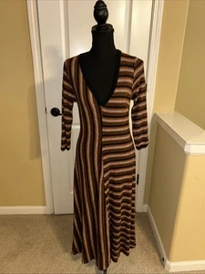 EVERLEIGH Brown/white/black V Neck Long Sleeve Maxi Dress Flare Tail - Picture 1 of 5