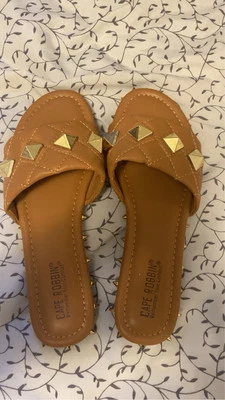 Cape Robbin | spiked Slides | 8 Women’s | orange/clay |  - Image 1 of 4