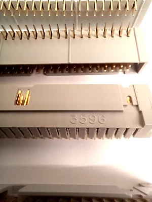 1 pcs 3596-5002 3M, Flat Cable IDC 50 Pin Header Connector, Right Angle - Image 1 of 4