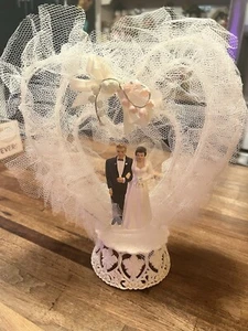 Vintage 1959 WEDDING CAKE TOPPER BRIDE GROOM Coast Novelty Mfg Co., California - Picture 1 of 13