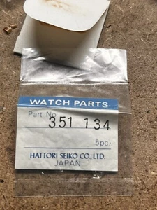 Vástago de bobinado SEIKO Pulsar V237 A 351-134 - Imagen 1 de 2