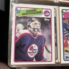 1988-89 Topps Winnipeg Jets Hockey Card #142 Daniel Berthiaume