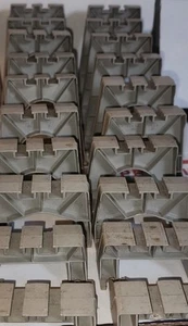 INCOMPLETE LIONEL POSTWAR #110 TRESTLE SET O GAUGE O27 TRACK TUBULAR TRAIN PIERS - Picture 1 of 1
