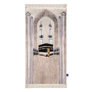 Premium gepolsterter Gebetsteppich für Erwachsene mit Moschee al-Haram Design von Urban Rug UK - Bild 1 von 13