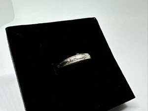 Vintage 14k Yellow/White Gold Two Tone Wedding Band Ring, Interlocking, 5.75 - Picture 1 of 15