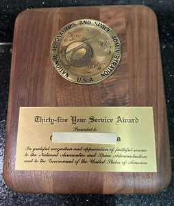 NASA SHUTTLE Apollo Gemini Mercury Skylab ASTP PLAKETTE JSC 35 Jahre Service Award - Bild 1 von 9
