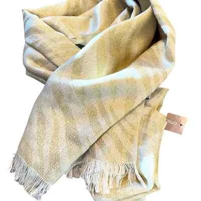 Nuevo con etiquetas Bufanda Chico’s Envoltura Mujer Hilo Metálico Tejido Estampado Animal Silencioso Lujo Foto 1 de 4