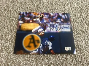 MIKE BORDICK Signed Autographed 8x10 Photo OAKLAND A’S BECKETT BAS - Picture 1 of 1