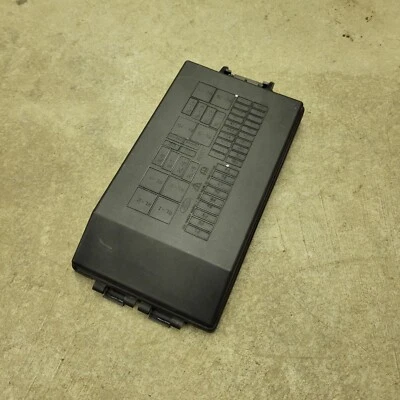 Ford Focus 2006 2007 06 07 compartimento del motor caja de fusibles panel de cubierta OEM  Foto 1 de 2